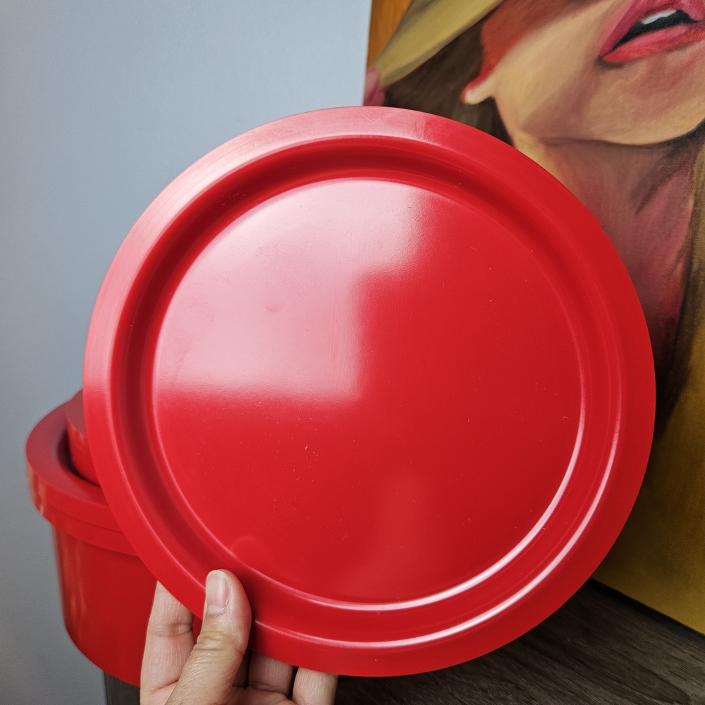 Vintage 1970s Mid-Century Modern Kasen Peter Pan Melamine Plates And Salad Bowl